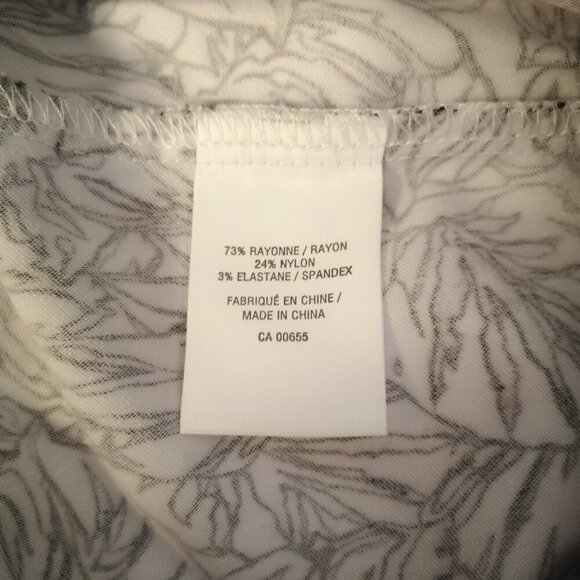 Reitmans Ladies Size 7 Pull On Style Black/White/Grey Pattern Skirt - Picture 4 of 8